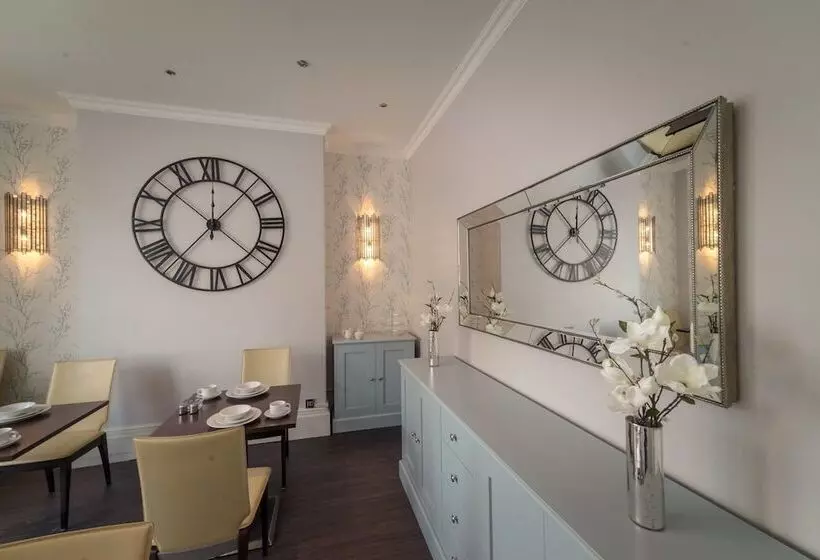 ペンション Anabelle's Guest House