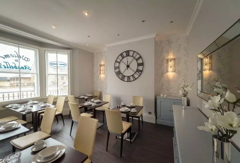 ペンション Anabelle's Guest House