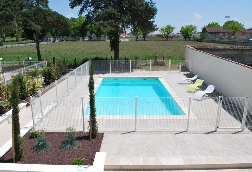 بنسيون Chambres D'hôtes La Leva