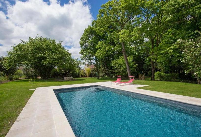 Пансион Chambres D'hôtes Le Clos Des Tilleuls