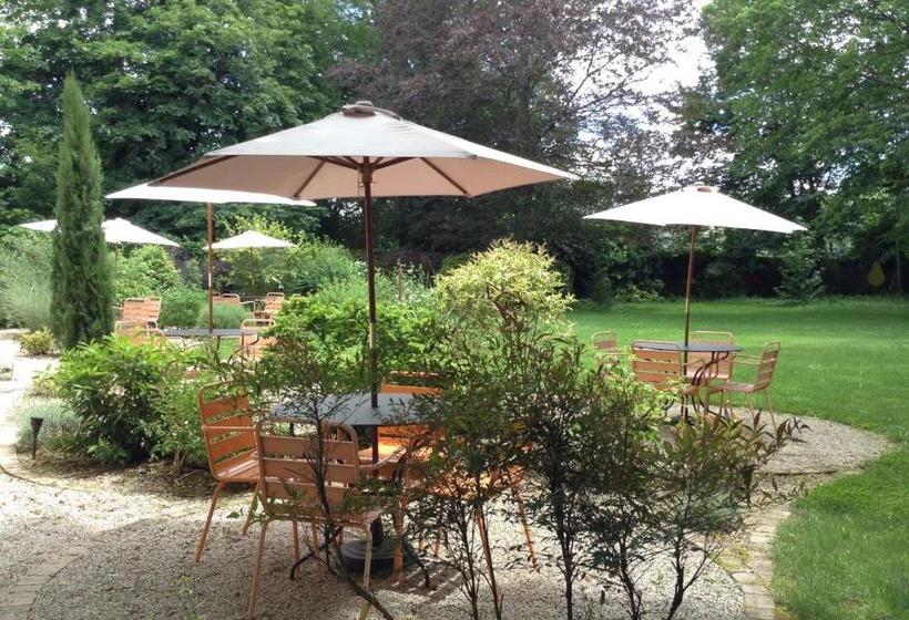 Пансион Chambres D'hôtes Le Clos Des Tilleuls