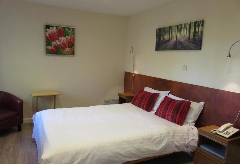 פנסיון Cherry Lodge