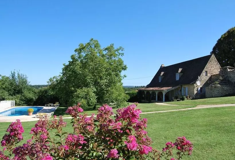 Majatalo Le Clos Lascazes Maison D Hôtes