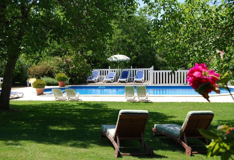 بنسيون Le Clos Lascazes Maison D Hôtes