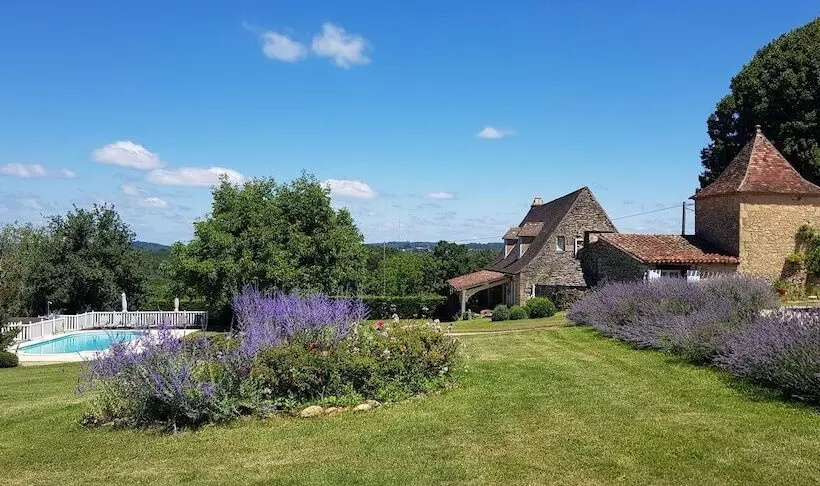 Majatalo Le Clos Lascazes Maison D Hôtes