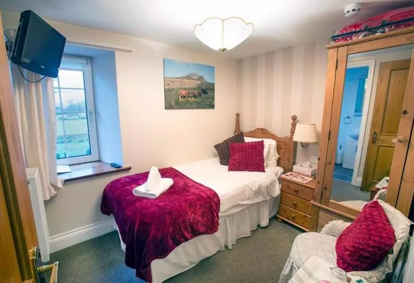 پانسیون The Cherrybrook