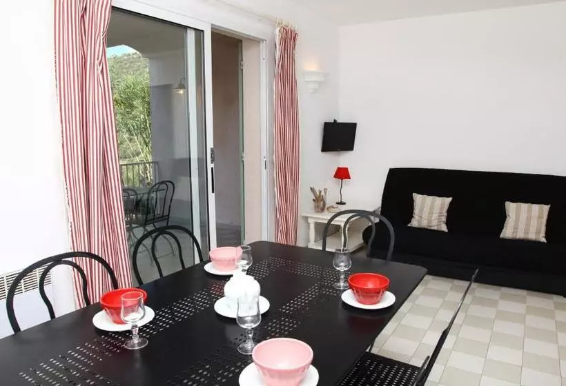 Residenza L 'alivetu