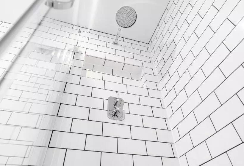 Retkeilymaja Whichcote Arms