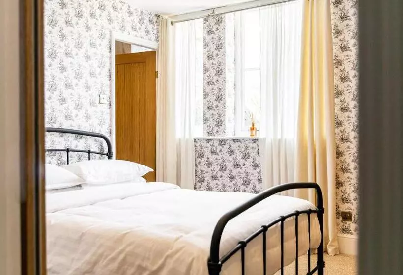 Retkeilymaja Whichcote Arms