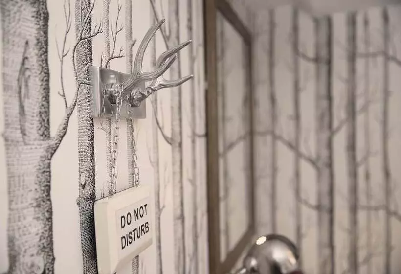 ホテル The Stag On The River