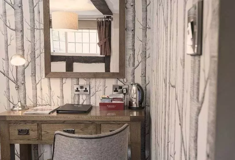 ホテル The Stag On The River