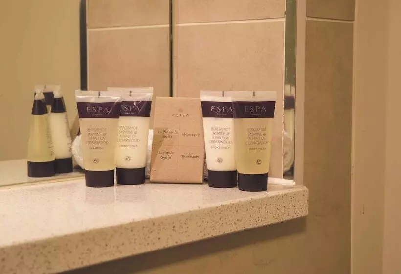 ホテル The Stag On The River