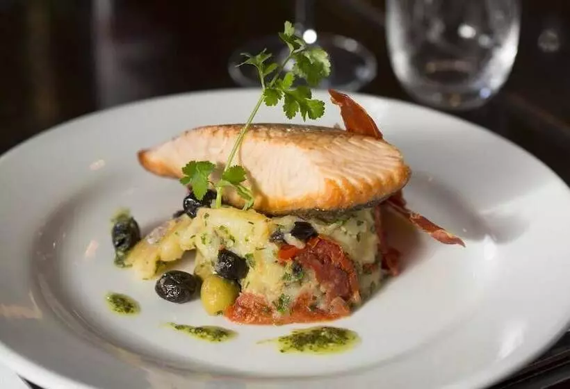 هاستل The Horseshoe Country Inn