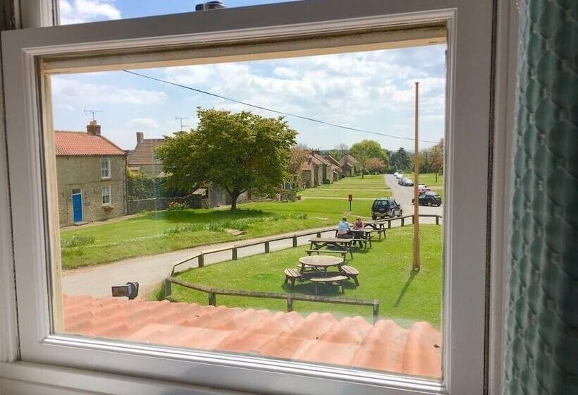 فندق صغير The Horseshoe Country Inn