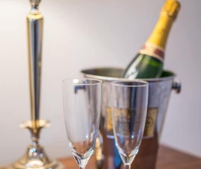 فندق صغير The Horseshoe Country Inn