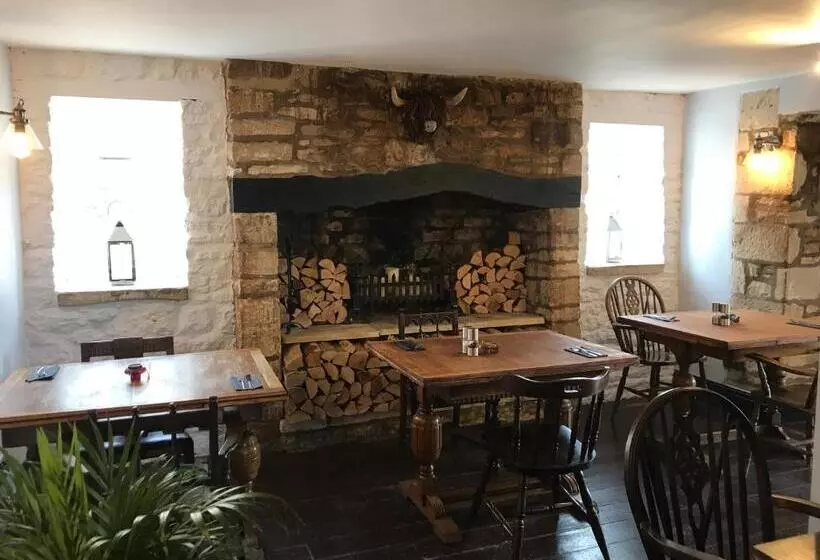 ユースホステル The Queen Matilda Country Rooms