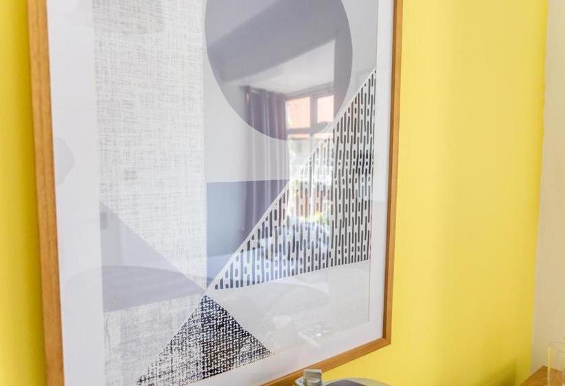 ペンション Estuary House