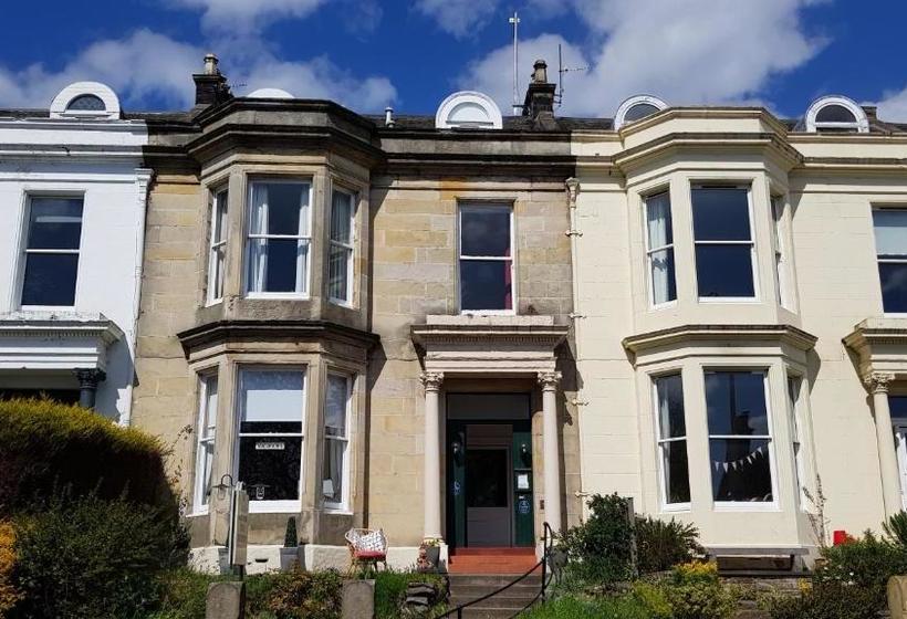 ペンション Strathdon Guest House