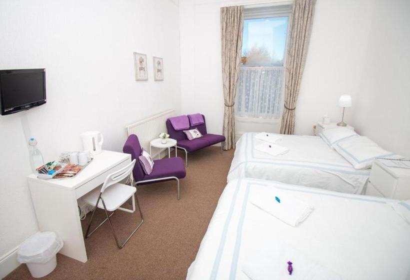 ペンション Strathdon Guest House