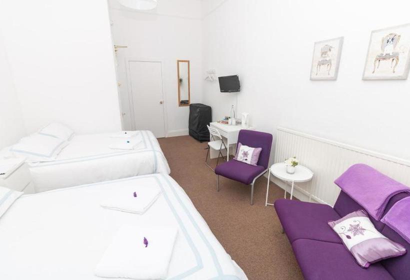 ペンション Strathdon Guest House