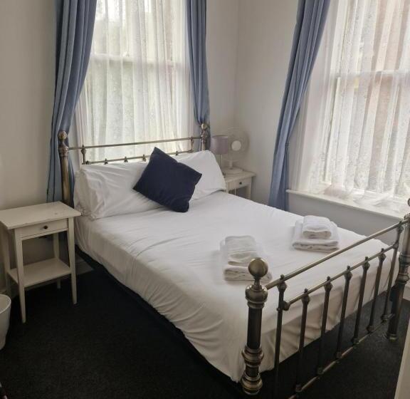 פנסיון The Mariners House Scarborough