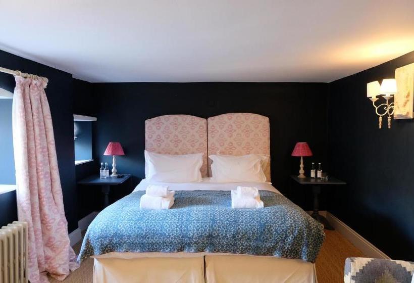 فندق صغير The Bull Inn