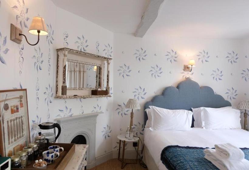 فندق صغير The Bull Inn