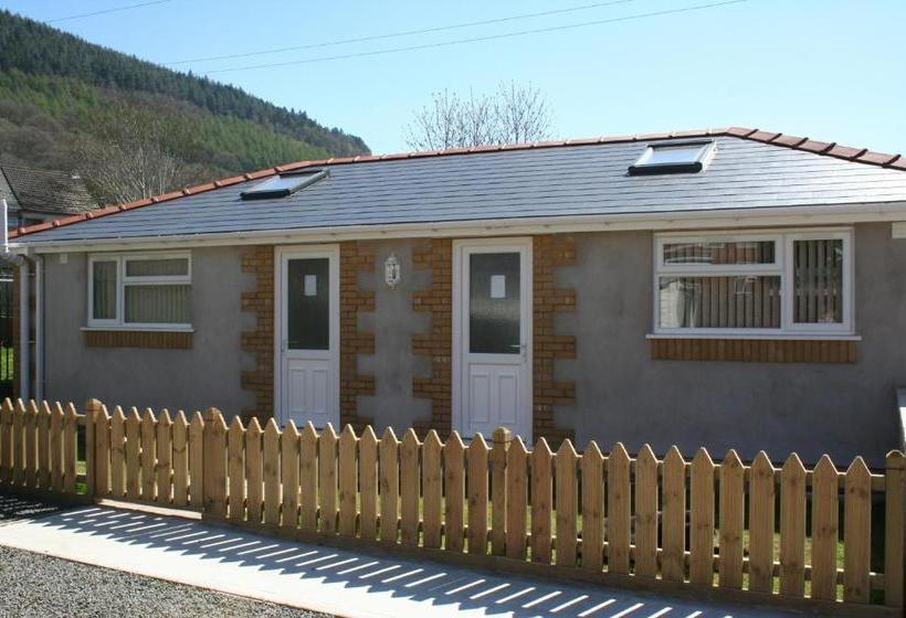 Общежитие Castle Lodge