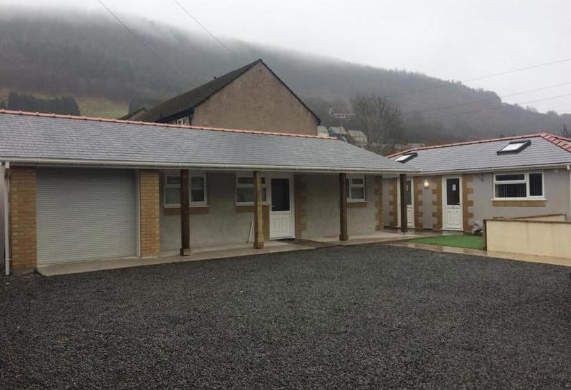 Общежитие Castle Lodge