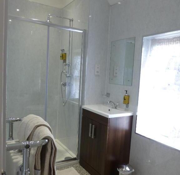 旅馆 The Castle Inn