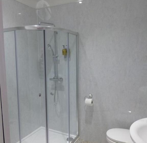 旅馆 The Castle Inn