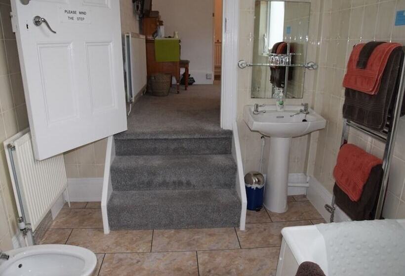 Albergue The Sandrock Lynton