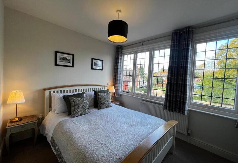 호스텔 White Hart