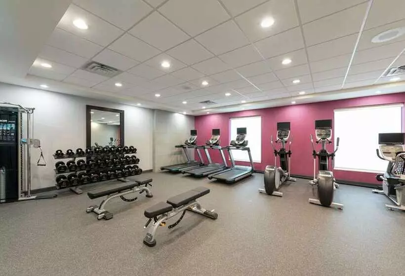 هتل Home2 Suites By Hilton Indianapolis Airport