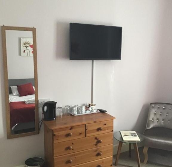 펜션 Anglebury House