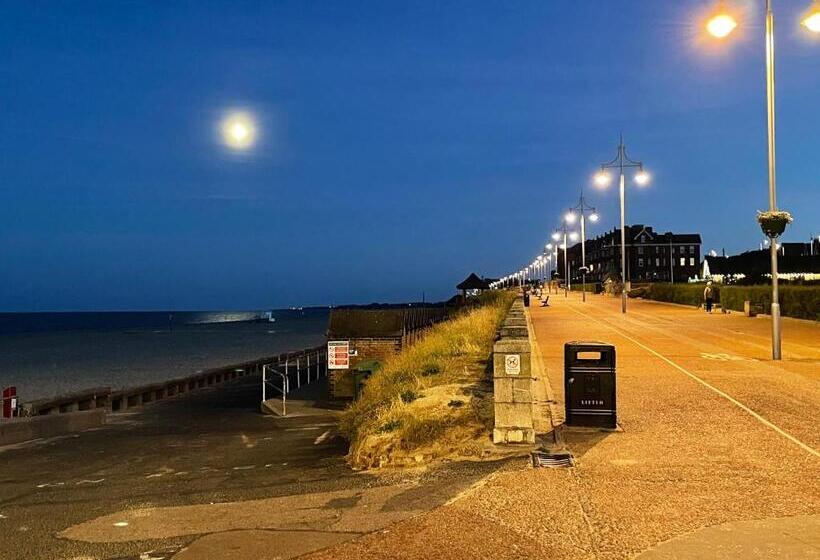 Пансион Bon Ami