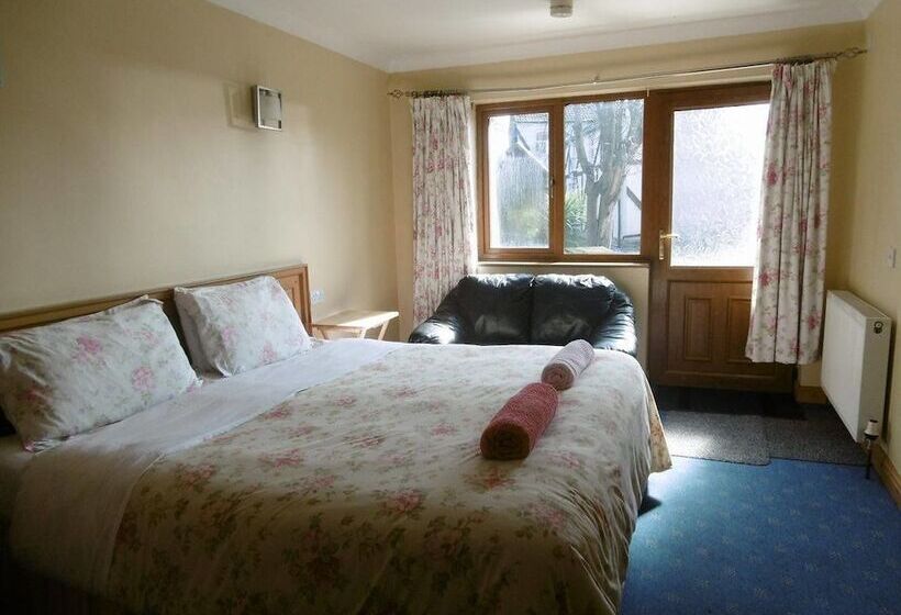 פנסיון Bramley House