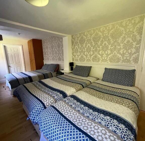 פנסיון Bramley House