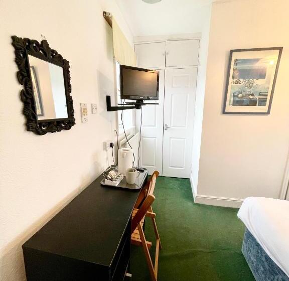 פנסיון Bramley House