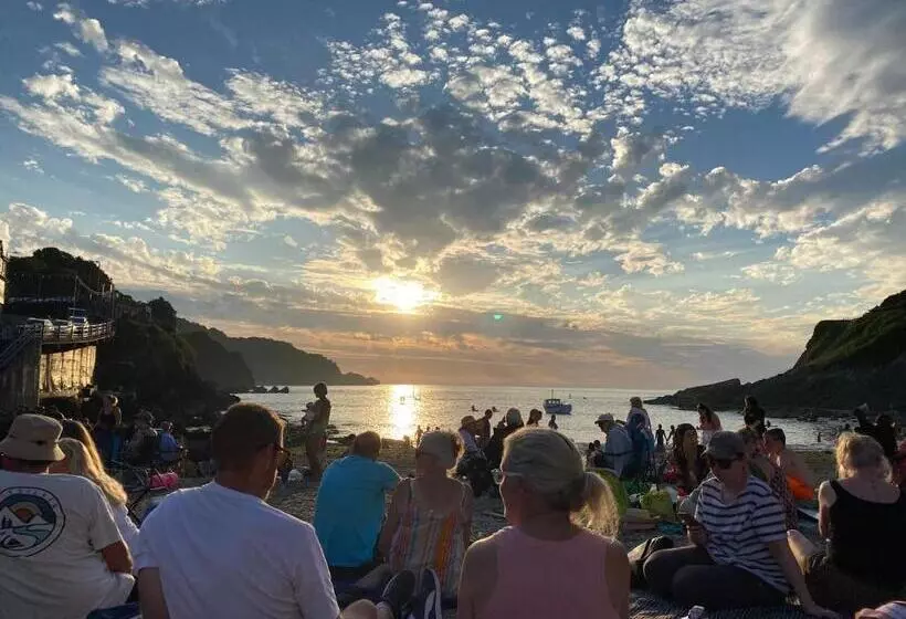 Majatalo Channel Vista Guest House