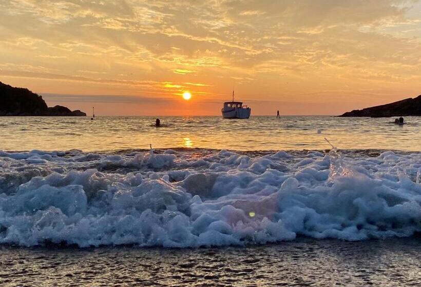 ペンション Channel Vista Guest House