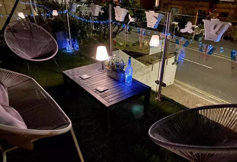 Majatalo Channel Vista Guest House