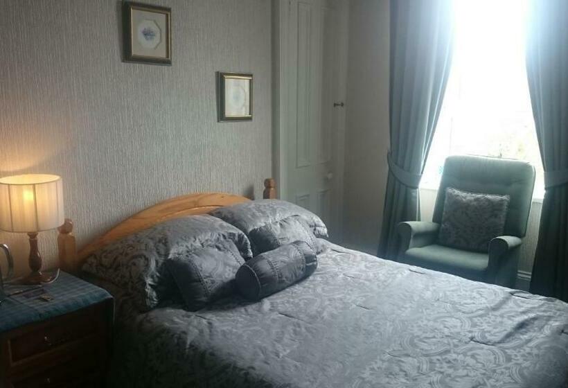 Pensione Crawfords Guest House