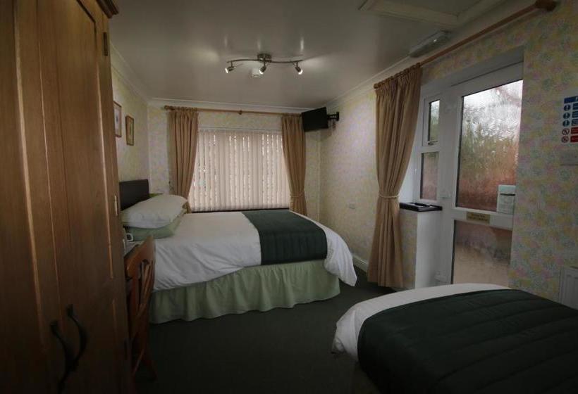 Пансион Eagles Guest House