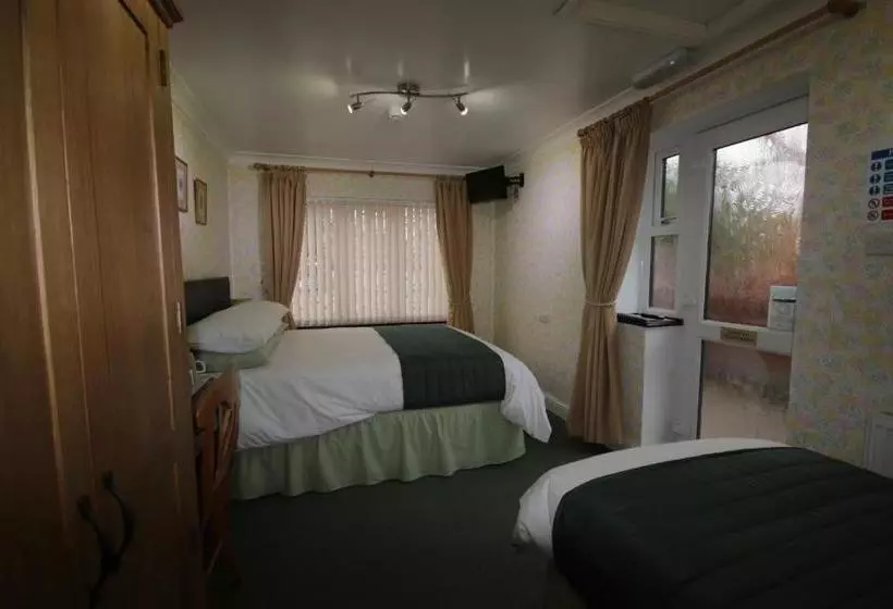 ペンション Eagles Guest House