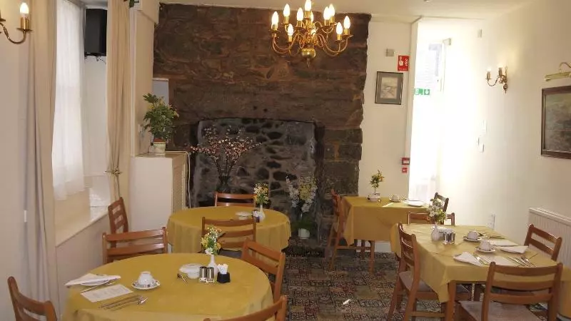 Majatalo Ivy House B&b