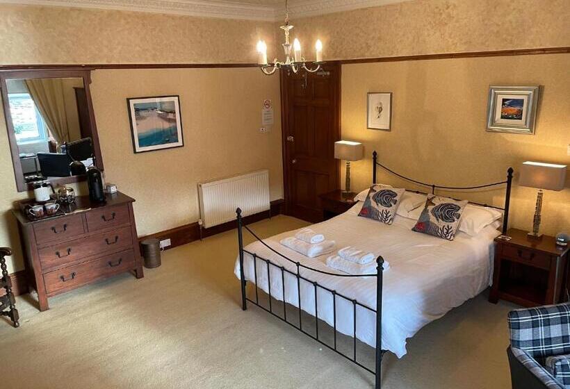 פנסיון The Shore House