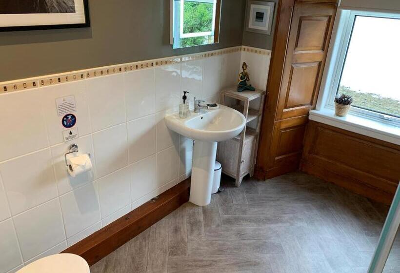 פנסיון The Shore House