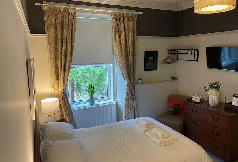 פנסיון The Shore House