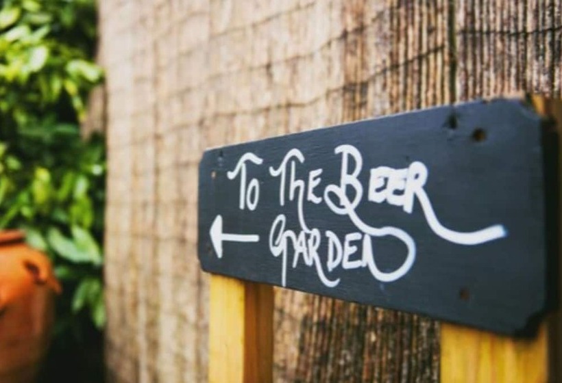 فندق صغير The Bunk Inn